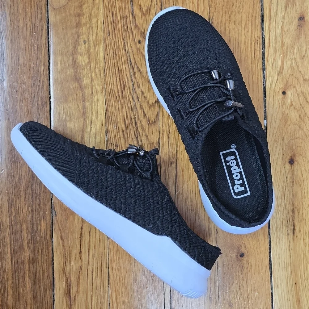 Propét Black Slip On Sneakers Size 5M